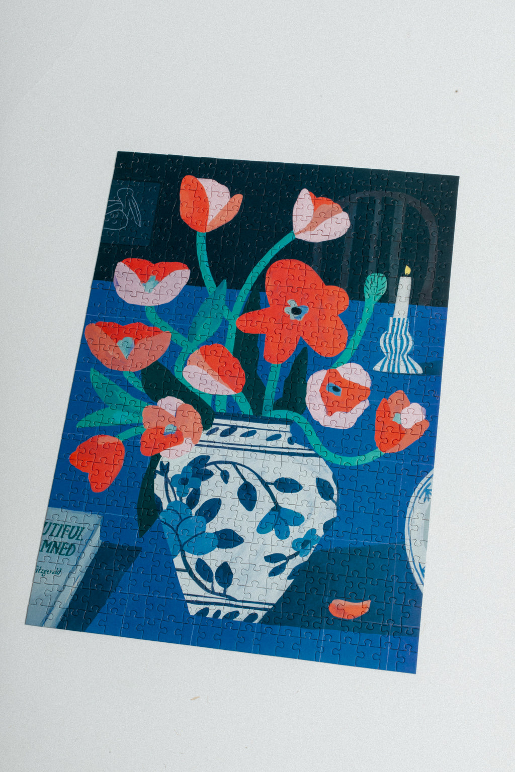 Table for Tulip (500 Piece)