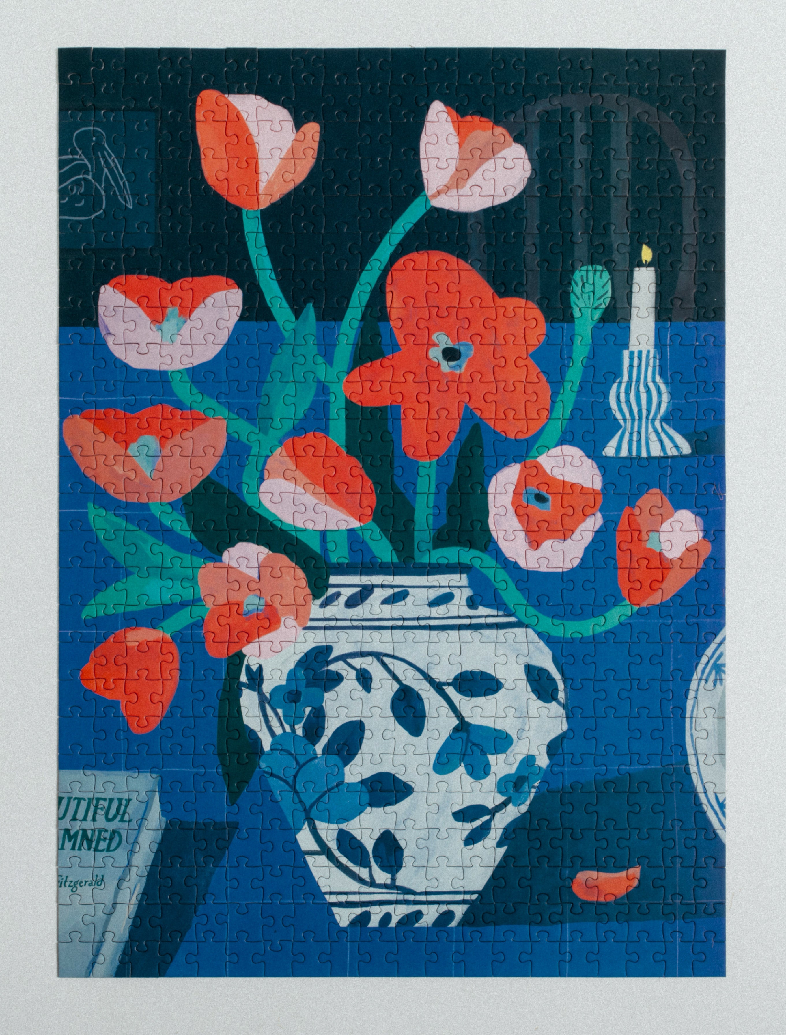 Table for Tulip (500 Piece)